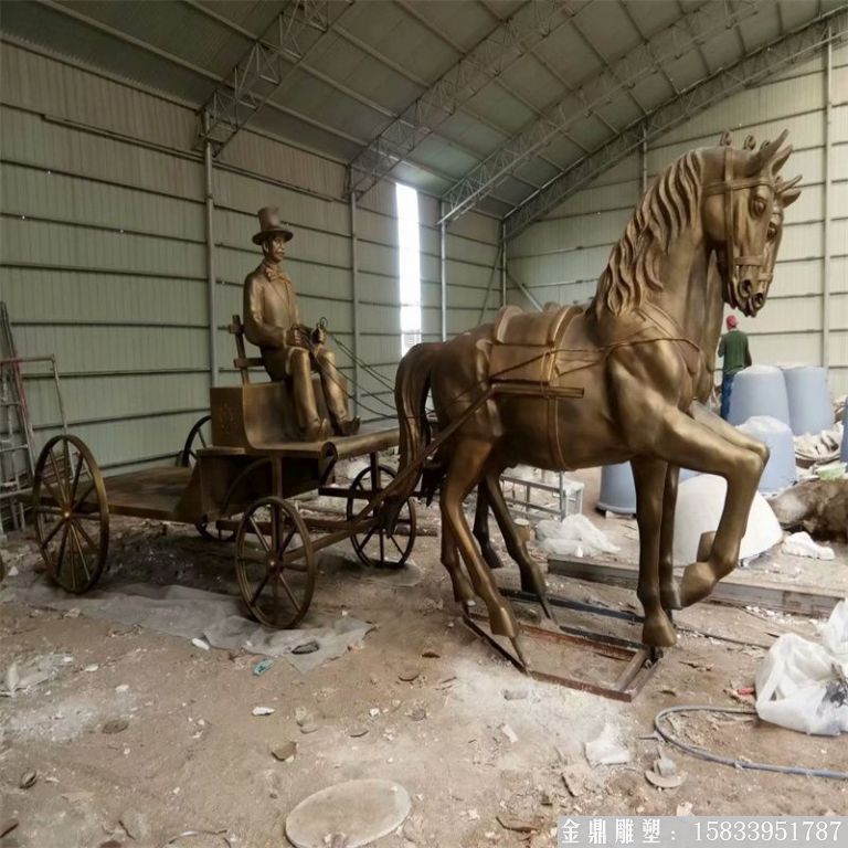 玻璃鋼仿銅馬車雕塑，馬車雕塑定做，啤酒節(jié)馬車雕塑